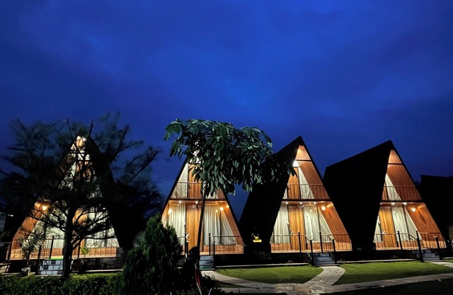 Green Hills Farm & Resorts