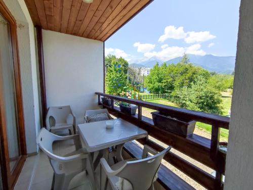 Green Life Private Apartment