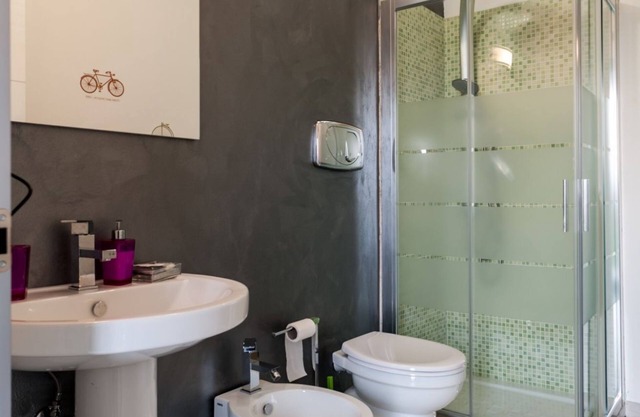GREEN ROOM - DOUBLE ROOM