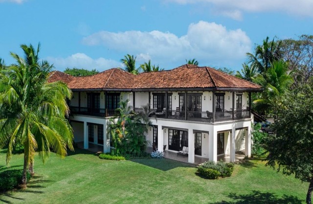 Green Season Specials - Walk to Pool & Beach & Beach Club Access