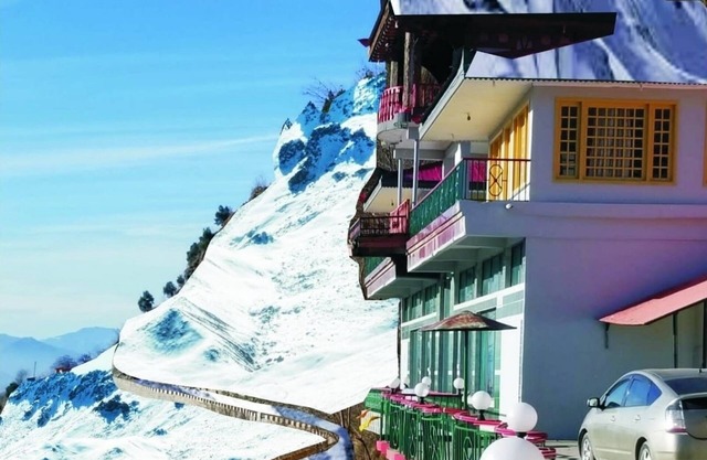Green Valley Hotel