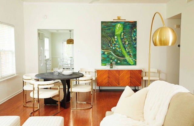 Greenside Getaway | Pet Friendly with Yard, Firepit, WiFi & Netflix