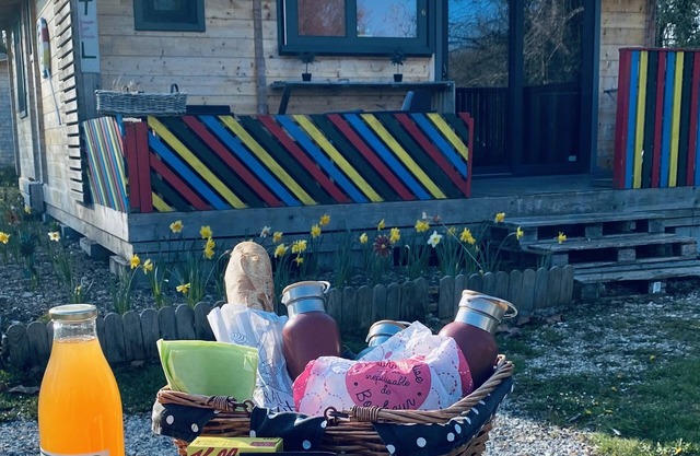 Gretel's cabin