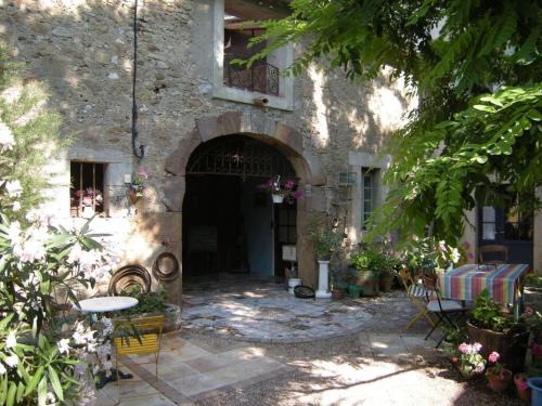 "Ground floor" in the petit domaine