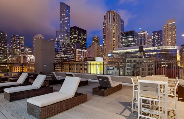 Group Vacation! 4 Comfortable Units, Indoor Pool, Rooftop Deck
