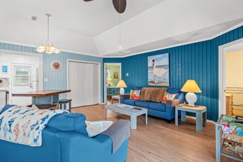 Guest Cottage 22G