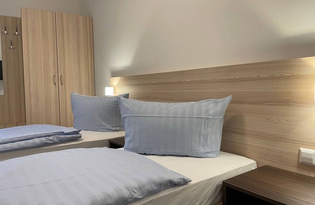 Guest house apartment 107 - Lokschuppen Pasewalk- Guest houses with double rooms, single rooms and