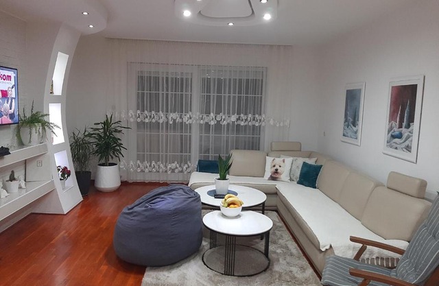 Guest House NO 13