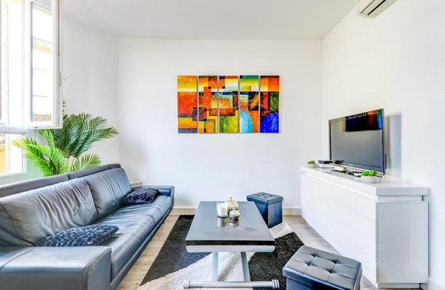GuestReady - Perfect Blue in Prado Republic