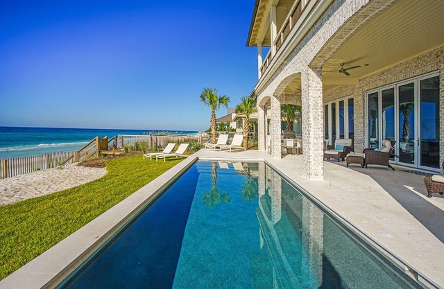 Gulf Front With Private Pool- 408 Blue Mountain by Royal Destinations