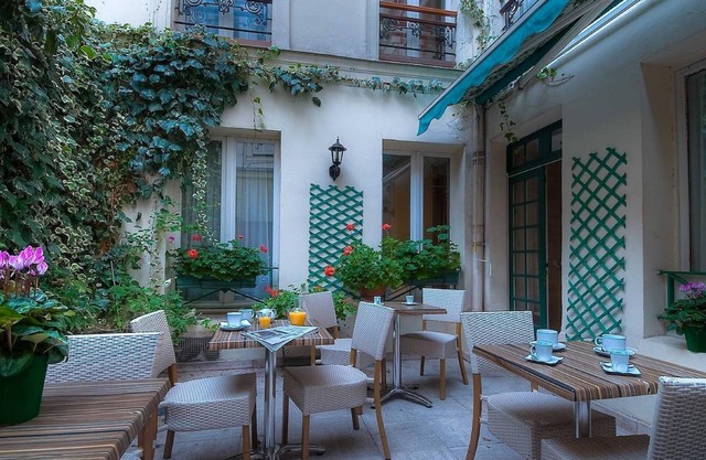 Hôtel de l'Alma by Malone
