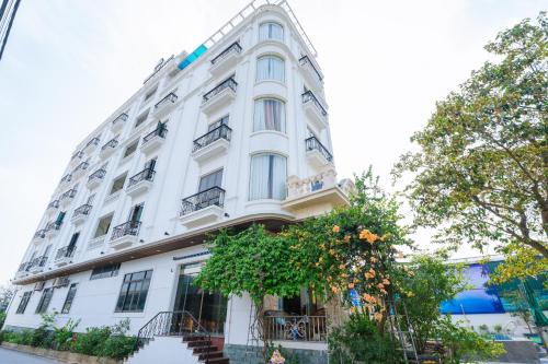 Hải Tiến Sunshine Hotel