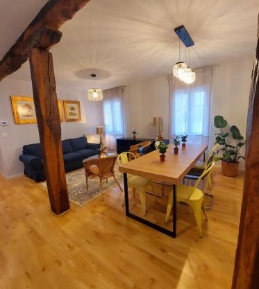 HabitacióN en apartamento con zonas comunes compartida HP