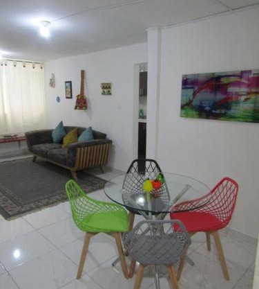Habitación La Quinta Rent short & Room Service