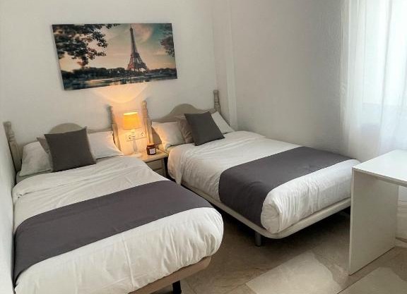 Habitación privada. Ubicación inmejorable.