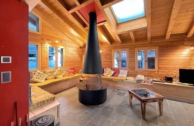 Hakuna Matata- 4 Vallees Swiss Alps