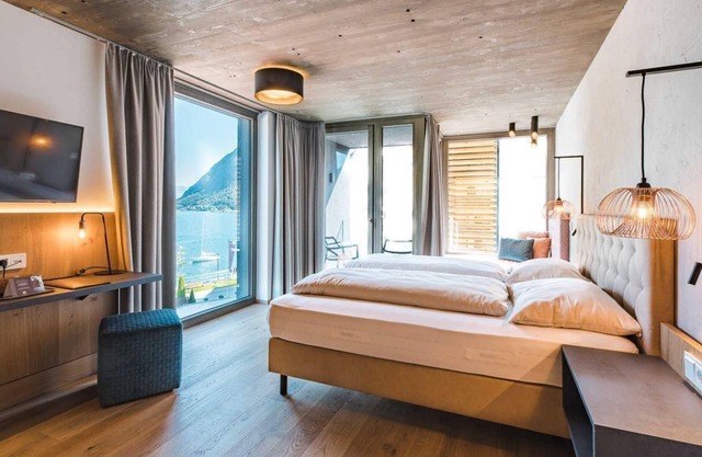 Half board with short stay Achensee SeeblickSU - Seehotel Einwaller