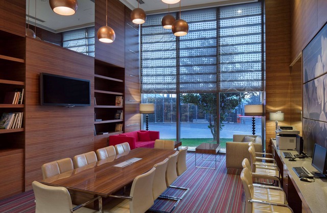 Hampton by Hilton Bursa