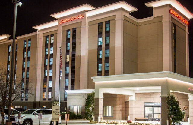 Hampton Inn & Suites Nashville-Airport