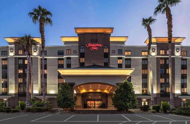 Hampton Inn Tropicana
