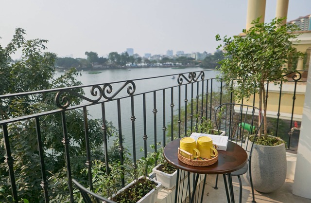 Hanoi Shouten - Staycation