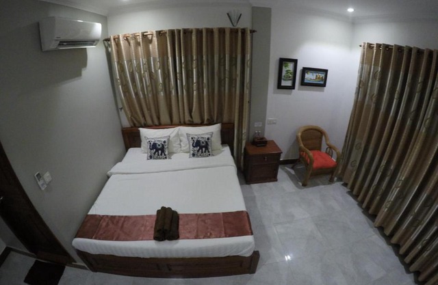Happy​ Family Guesthouse