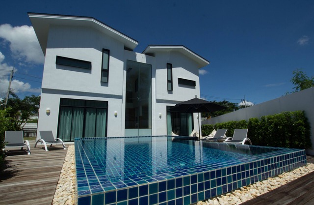 Happy Family Villa