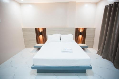 Happy Stay Apartelle