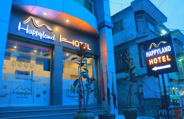 Happyland Hotel Fizagat