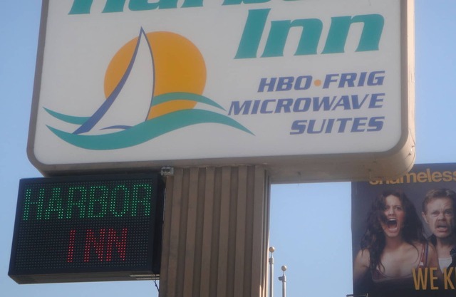 Harbor Inn