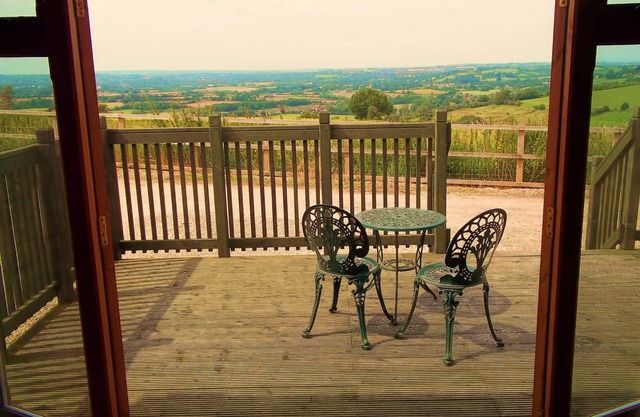 Hare Cottage - Fantastic views from cosy cottage near Bath