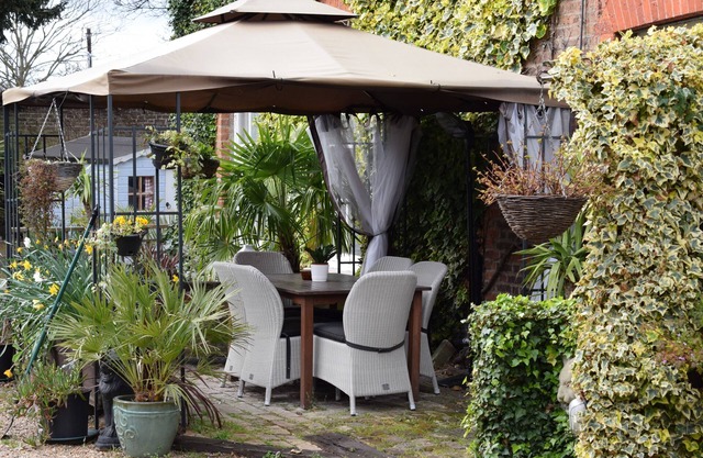 Harmondsworth Hall Guest House Heathrow
