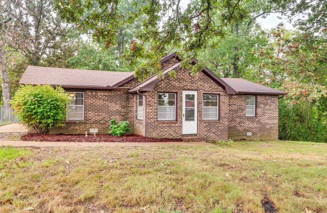 Harrison Getaway w/Yard & Parking: Near Fishing