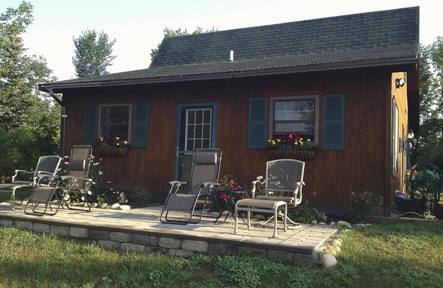HARRISON’S HIDEAWAY - A Little Piece of Heaven on Earth!