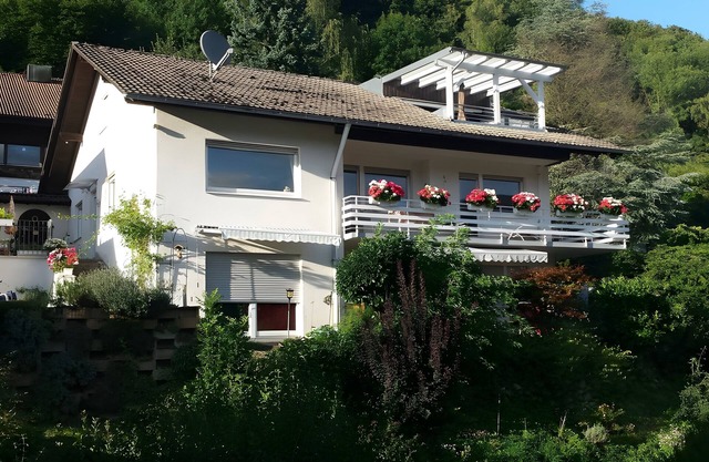 Haus Palais with Covered Balcony, Mountain View, and Wi-Fi