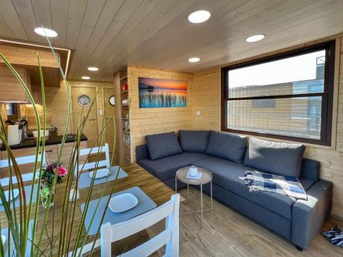 Hausboot WOMA D12