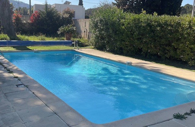 Haut de Villa 75m2 Swimming Pool, big garden, 2km from a big Beach