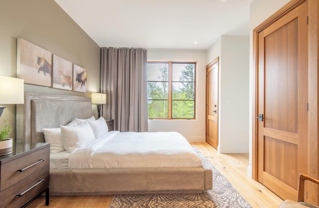 Havre Ride-Out 113 | Luxurious & Modern | Direct Ski-in Ski-out/Tremblant Living