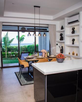 Hayce Residence Ocean View Apartment