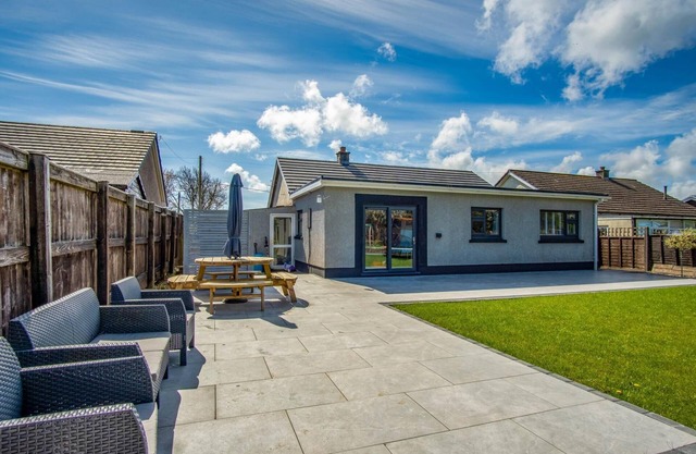 Hazeley - 3 Bedroom Holiday Home - Begelly