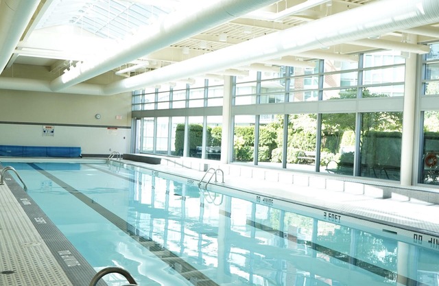 Heart of the City/Free Parking | Pool | HotTub