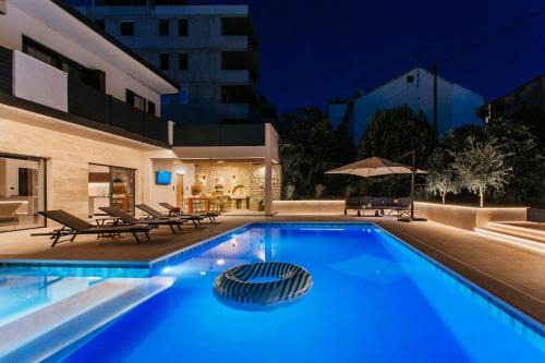 Heated pool apartment KaLeGa