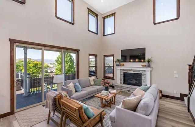 Heber Heights-Massive 8BD/Sauna Firepit/6.5B HotTub!