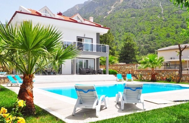 Heights Villa 3B
