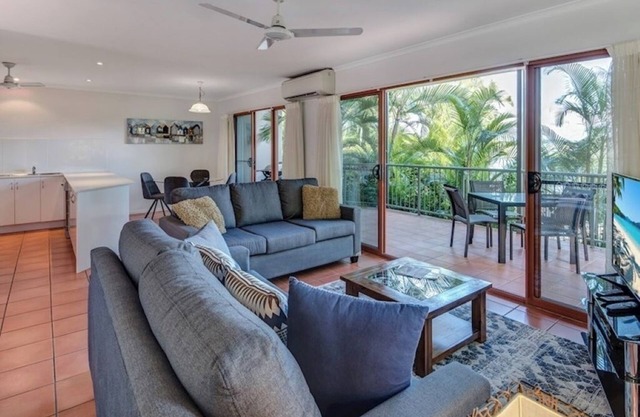 Heliconia Grove 6