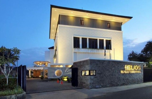 HELIOS HOTEL & CONVENTION