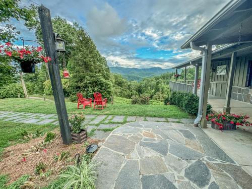 Hemlock Inn