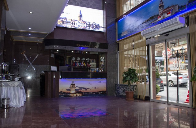 Hermanos Hotel
