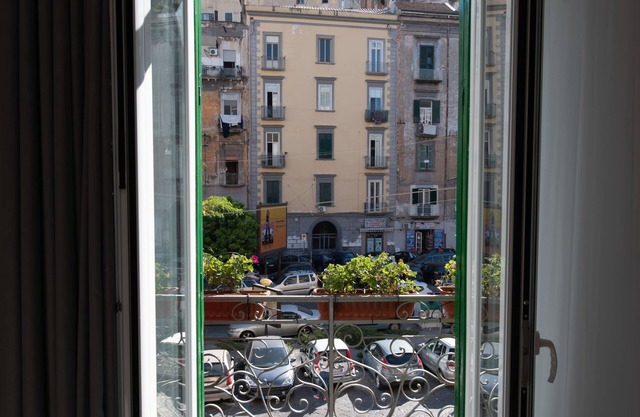 Hermes Rooms for tourists