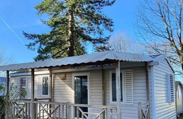 Hermitage campsite * - TITANIA 3ch 6 to 8 people - 6 pers. included in the tariff
